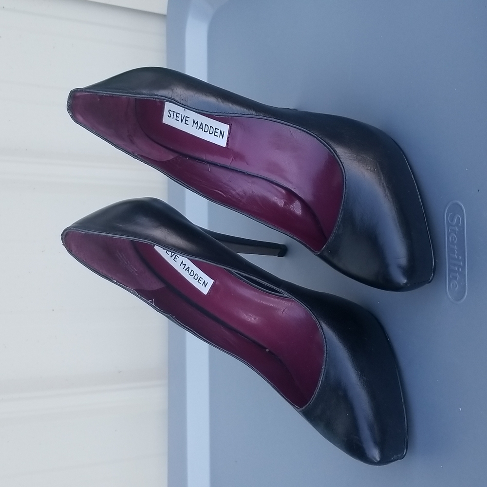 Steve Madden Vivvaa Black Genuine Leather Stiletto Pumps